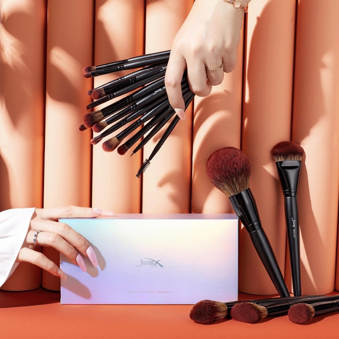 What's On Jessup Beauty Brushes